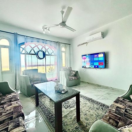 Apartament German Dolphin El Qoseir Zewnętrze zdjęcie